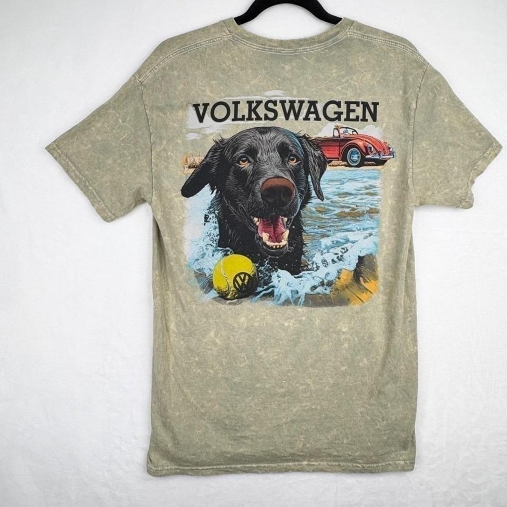 Volkswagen Dog VW Graphic Medium T Shirt Short Sleeve Beige Adult Automotive Car